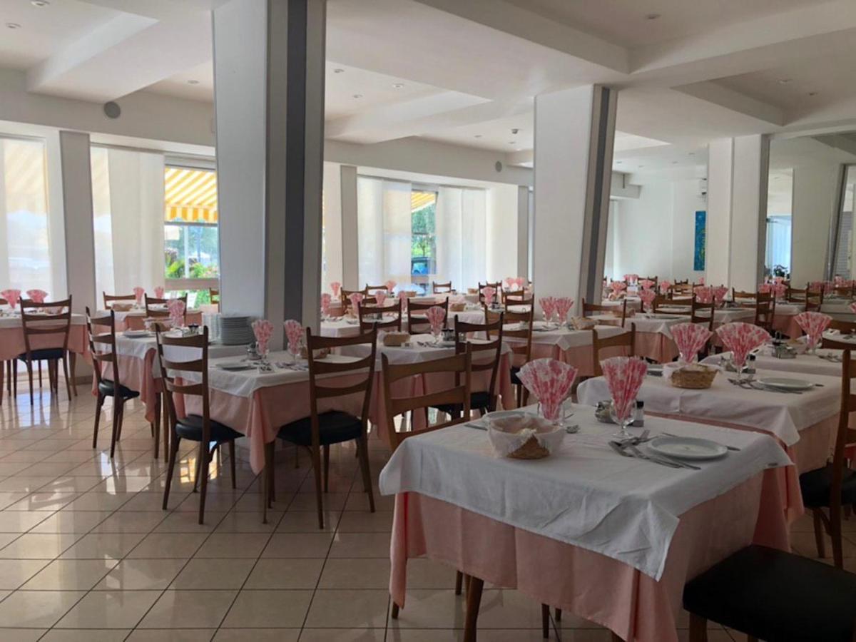 Hotel Alda تّشيرفييا المظهر الخارجي الصورة