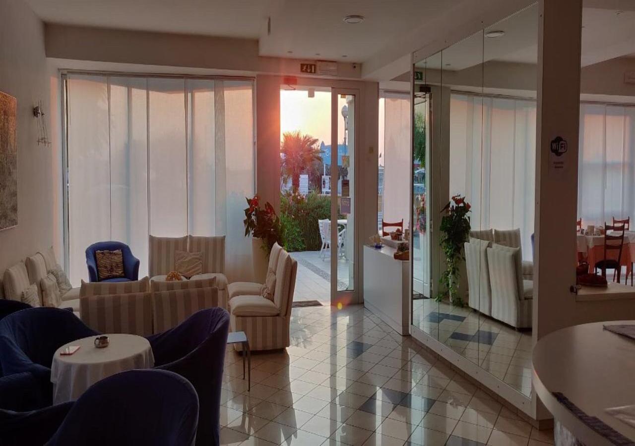 Hotel Alda تّشيرفييا المظهر الخارجي الصورة