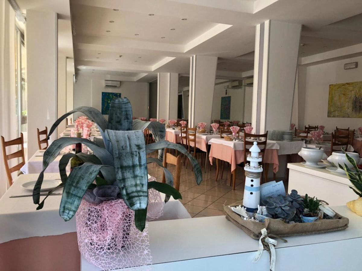 Hotel Alda تّشيرفييا المظهر الخارجي الصورة